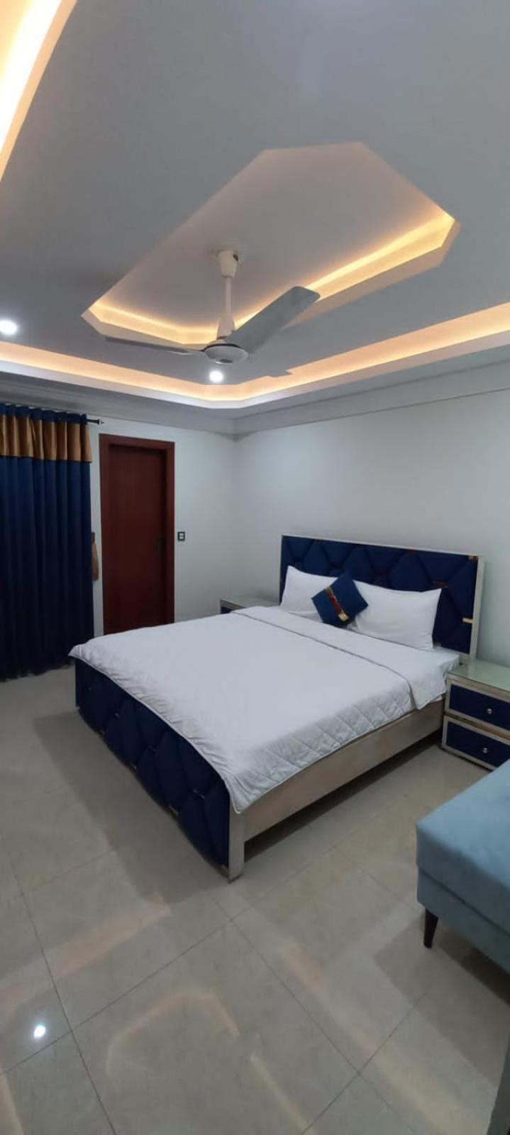 Royal Galaxy Hotel & Residence - Near Islamabad International Airport & Motorway Eksteriør billede