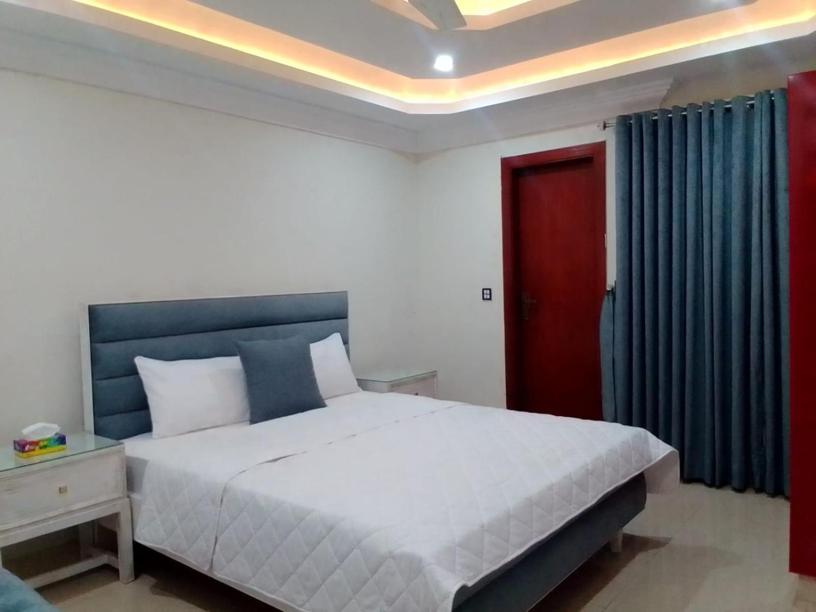 Royal Galaxy Hotel & Residence - Near Islamabad International Airport & Motorway Eksteriør billede
