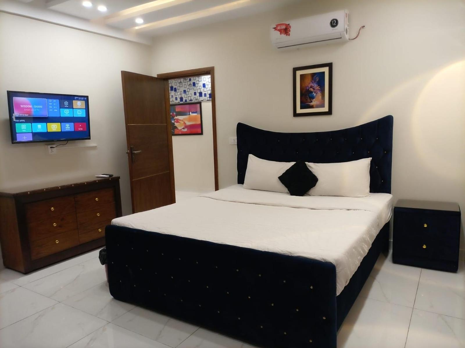 Royal Galaxy Hotel & Residence - Near Islamabad International Airport & Motorway Eksteriør billede