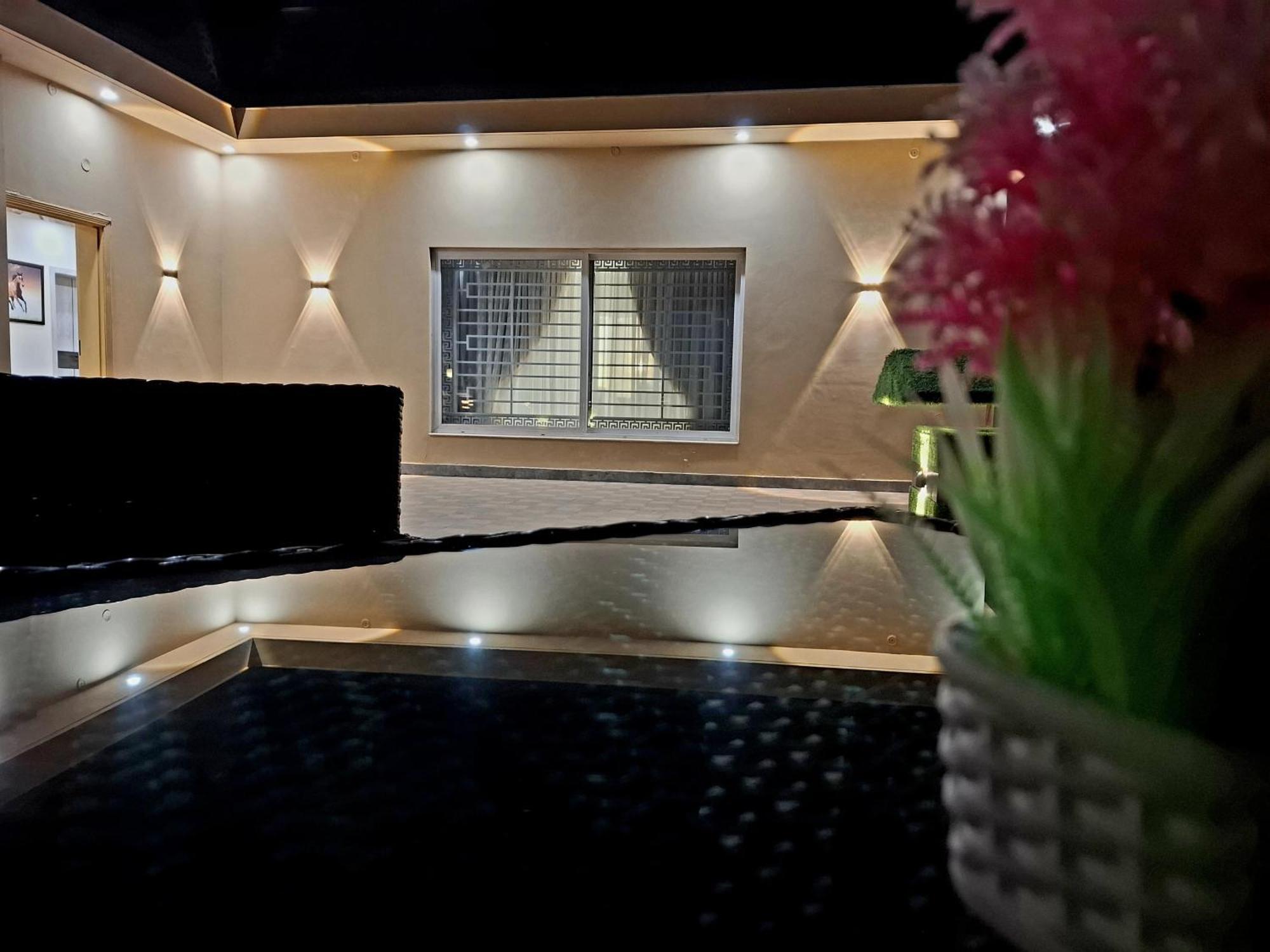 Royal Galaxy Hotel & Residence - Near Islamabad International Airport & Motorway Eksteriør billede