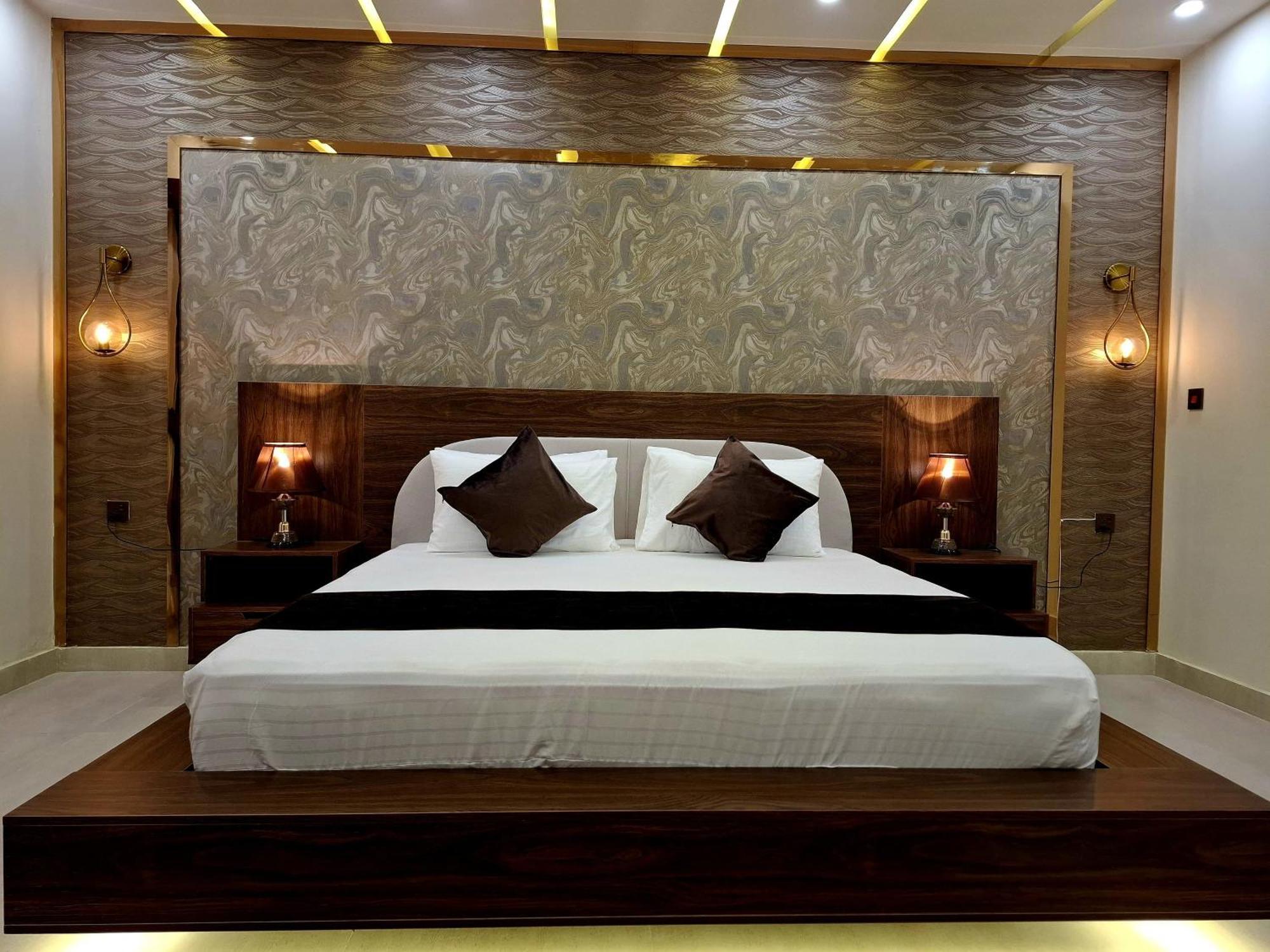 Royal Galaxy Hotel & Residence - Near Islamabad International Airport & Motorway Eksteriør billede