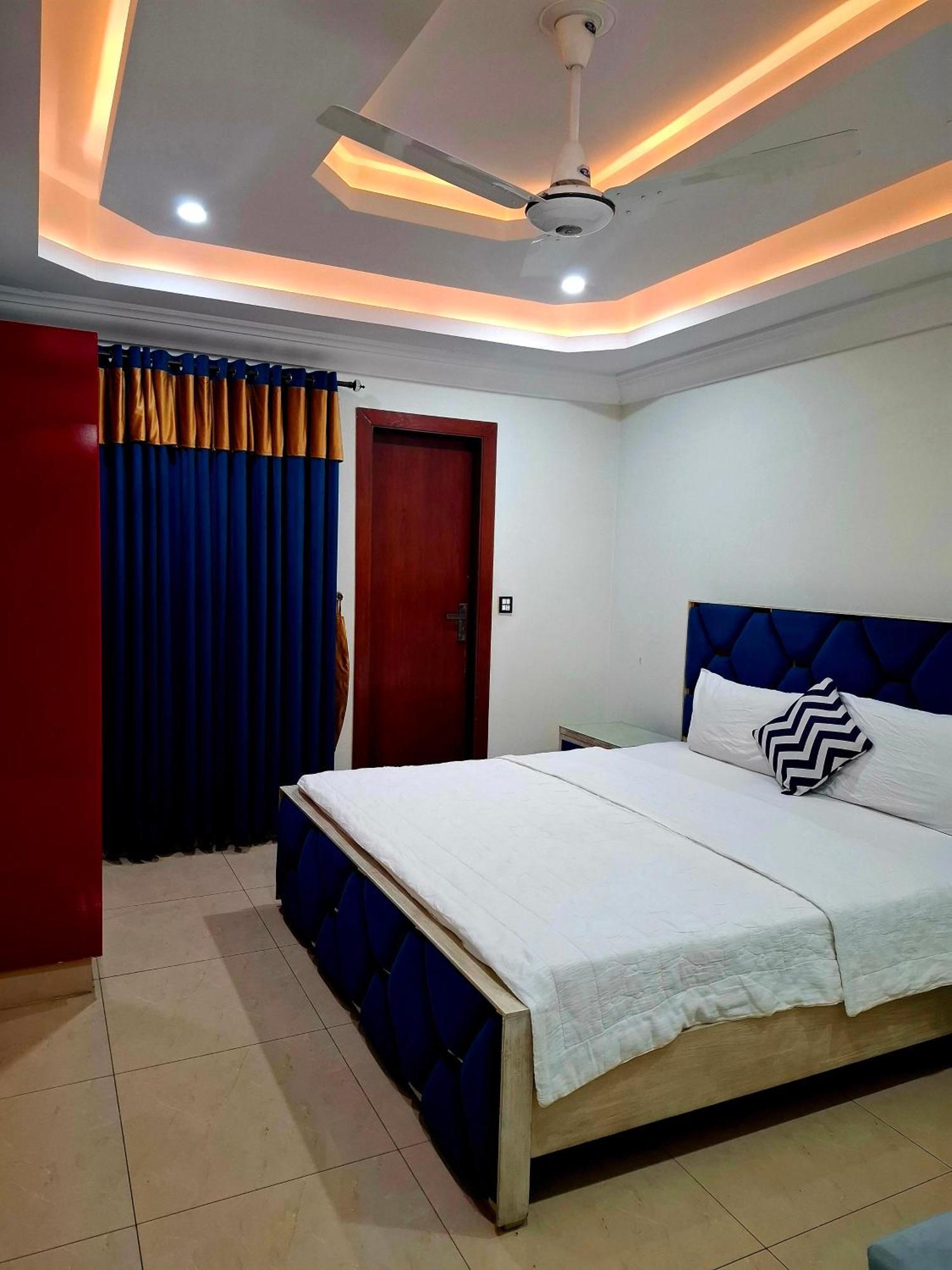 Royal Galaxy Hotel & Residence - Near Islamabad International Airport & Motorway Eksteriør billede